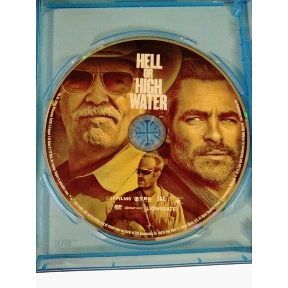 Hell or High Water Blu Ray DVD 2016 Digital HD 2 Disc Set - Picture 4 of 5